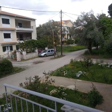 Tommy"S Rooms Lefkada Island Bagian luar foto