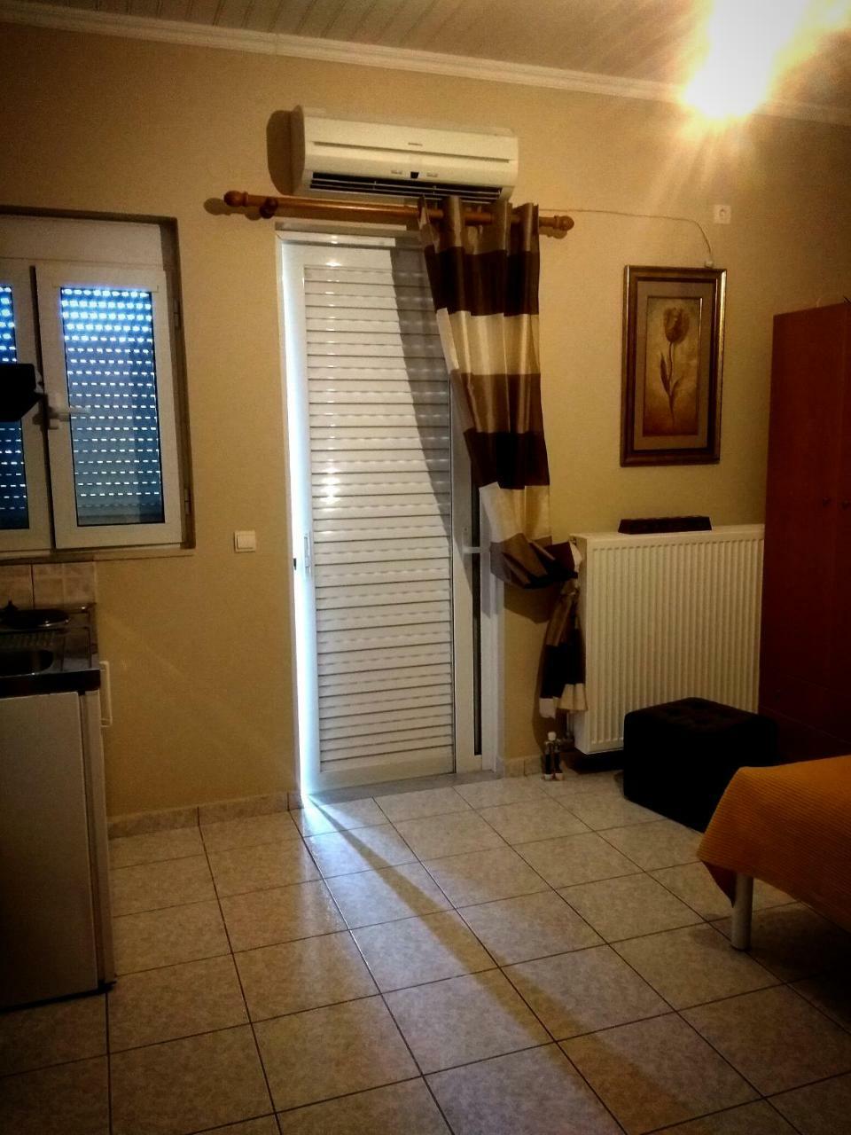 Tommy"S Rooms Lefkada Island Bagian luar foto